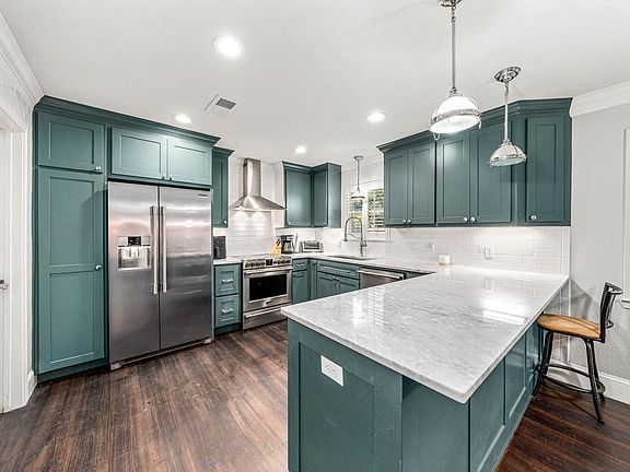 3rd image of 70166 Cheshire Dr