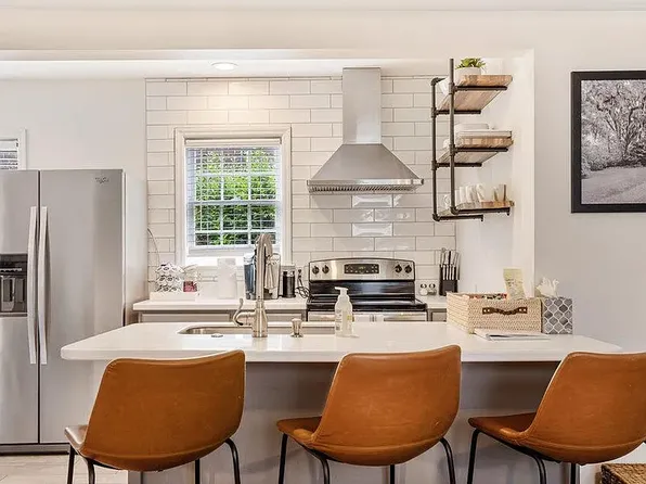 167 Coming St #A, Charleston, SC 29403