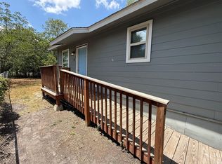 1009 Alex St #B, Lockhart, TX 78644