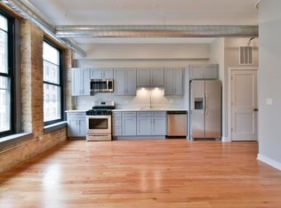 25 W Hubbard St #303, Chicago, IL 60654