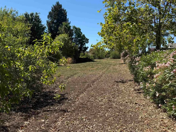 1819 Ayers Rd, Concord, CA 94521
