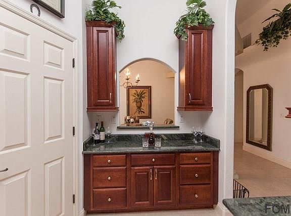 4th image of 11 Marshview Ln