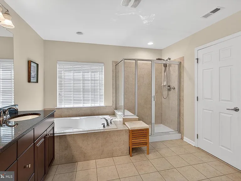815 S Haines Cir — Photo 21