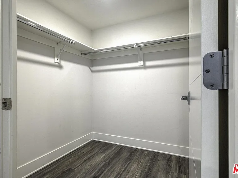 5030 Rosewood Ave #304 — Photo 12