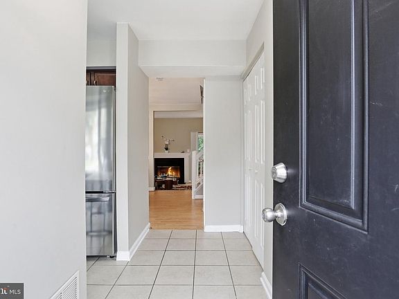 4th image of 15013 Courtland Pl