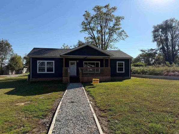 520 Lawton St, Bicknell, IN 47512