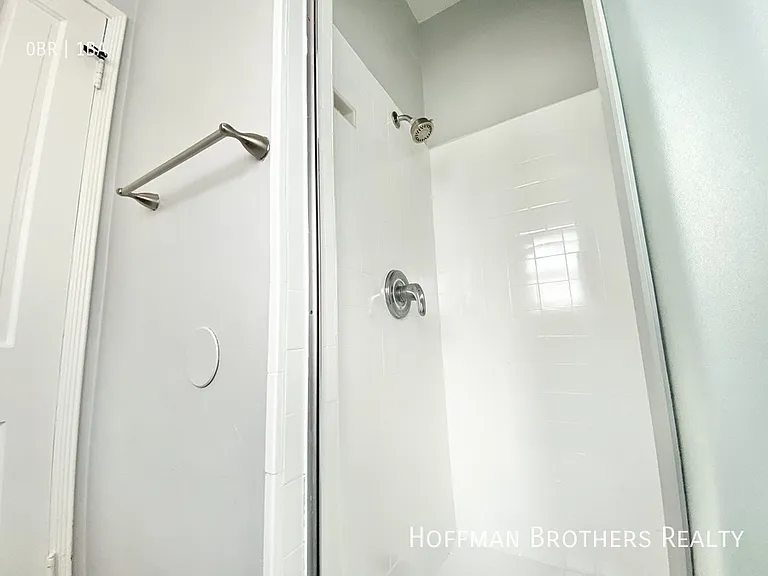 1133 S Westmoreland Ave #1 — Photo 7