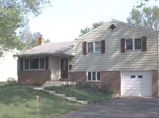 888 Varsity Ave, Columbus, OH 43221