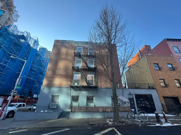 316 Bond Street image 1 of 3