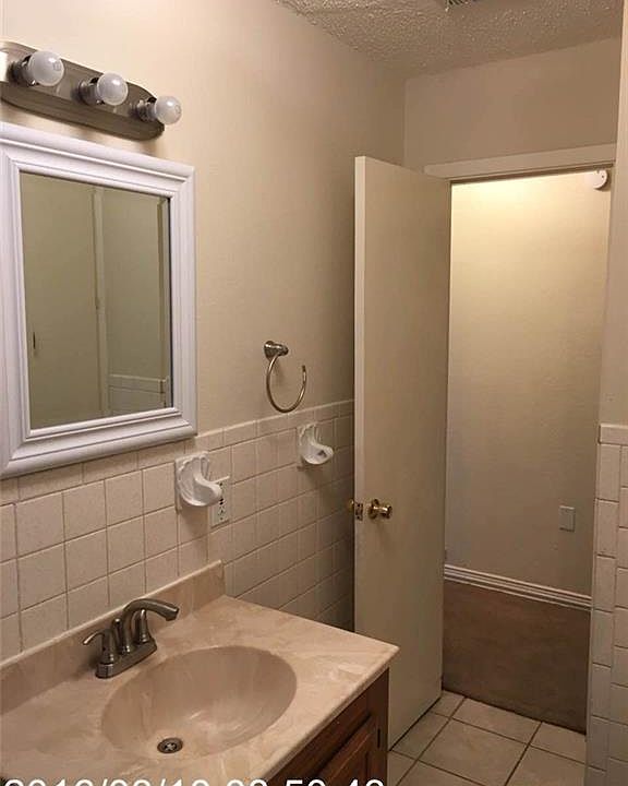 1st image of 1336 Parkmont Dr