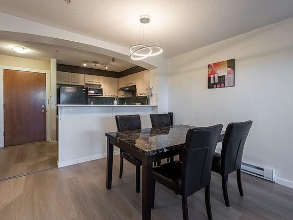 5th image of 5133 Garden City Rd #1108