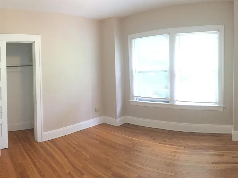 2280 Grandview Ave — Photo 15
