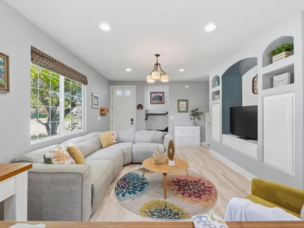 17765 Calle Hermosa, Morgan Hill, CA 95037