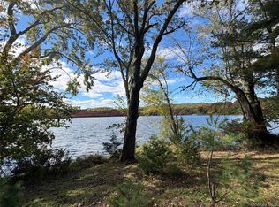 304 Round Lake Ter, Monroe, NY 10950