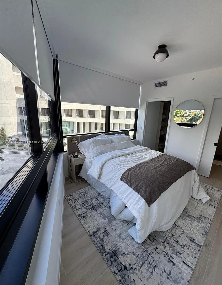 1 bed, 1.0 bath, $2,750 — Photo 4