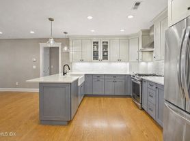 18 Moshier St, Greenwich, CT