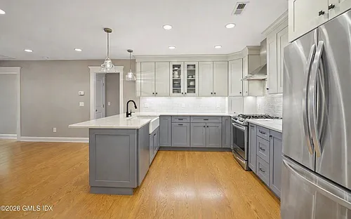 18 Moshier St #A Photo 1