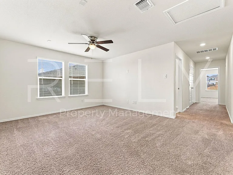 521 Colonel McNally Cv — Photo 18