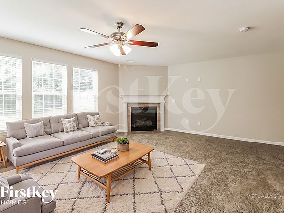 3rd image of 5445 Misty Hill Cir