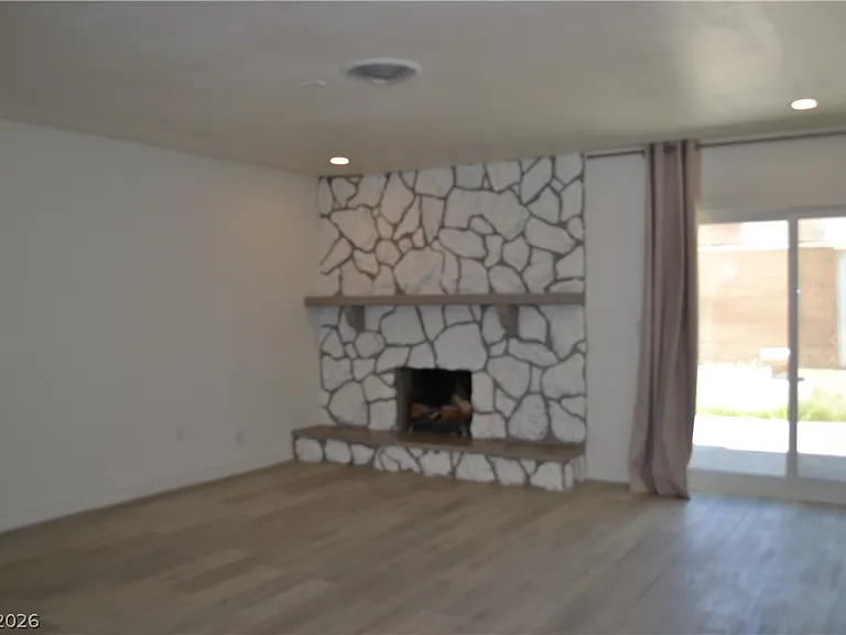 3653 Algonquin Dr — Photo 7