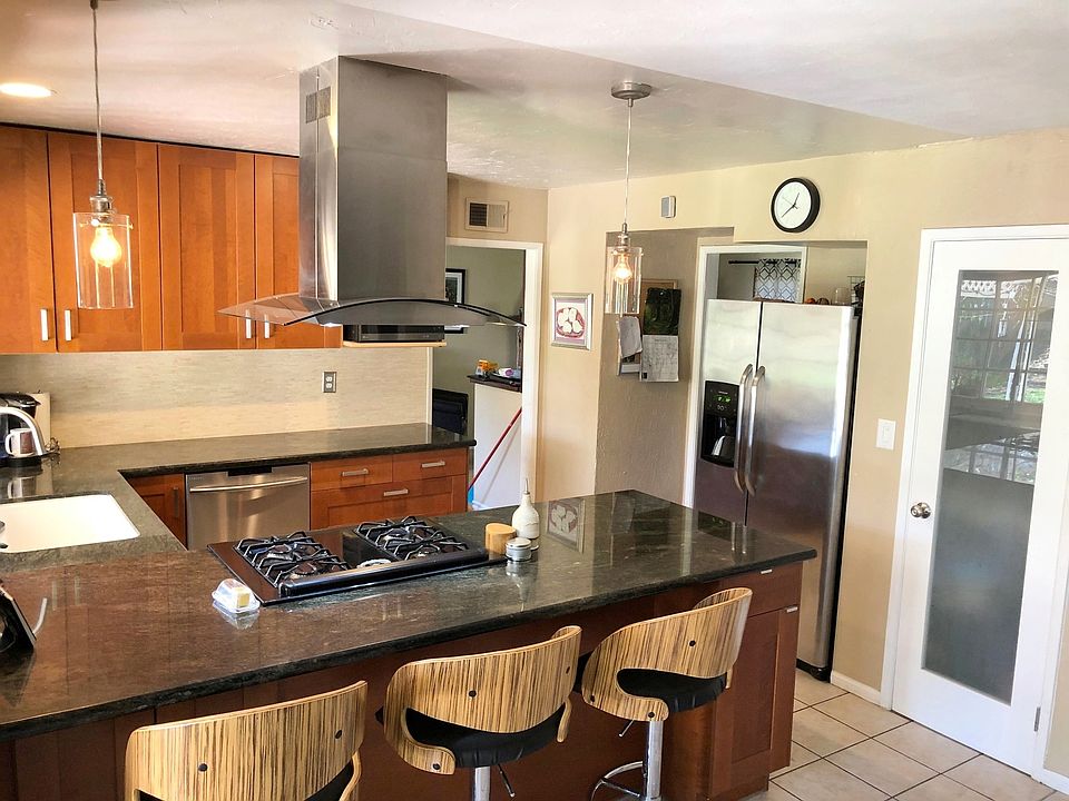 1st image of 5866 Lake Lindero Dr