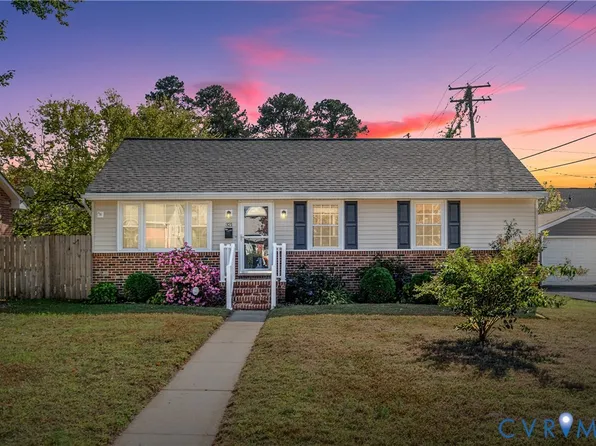 321 Yorktown Dr, Colonial Heights, VA 23834
