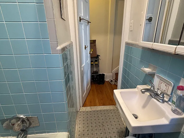 250 S 21st St #3F — Photo 7