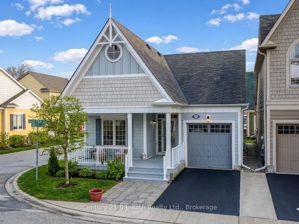3319 Beach Club Blvd, Severn, ON L3V 0E1