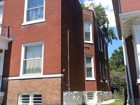2nd image of 3011 Keokuk St