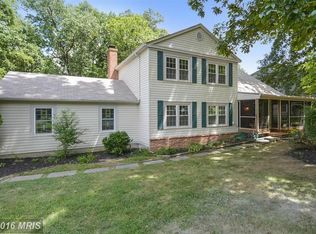 15212 Philip Lee Rd, Chantilly, VA 20151