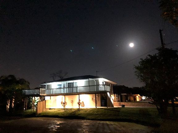 2nd image of 2402 Havana Dr