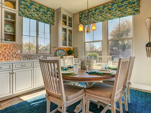 Bright and sunny dining area