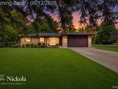 1580 Rockfield Dr, Troy, MI, 48085
