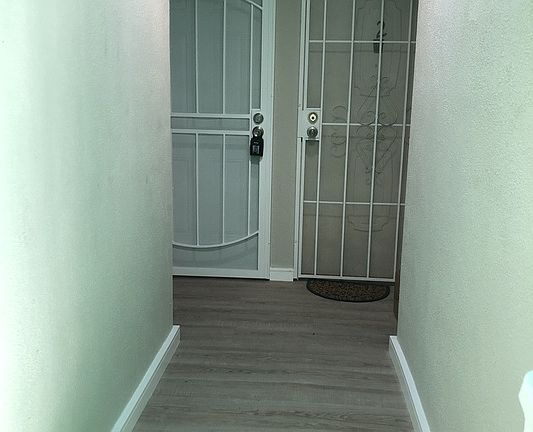 3rd image of 502 N Elena Ave APT 3