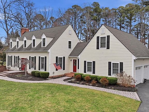 3rd image of 322 Prospect Bay Dr W