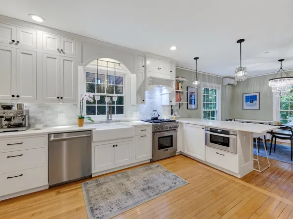 1234 Wellesley Rd, Madison, WI 53705