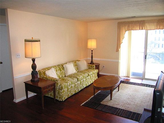 2nd image of 2021 King James Pkwy APT 230