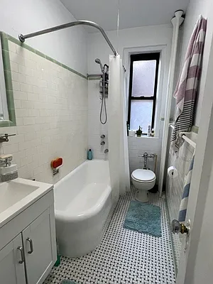 Rented by Buchbinder & Warren | media 3