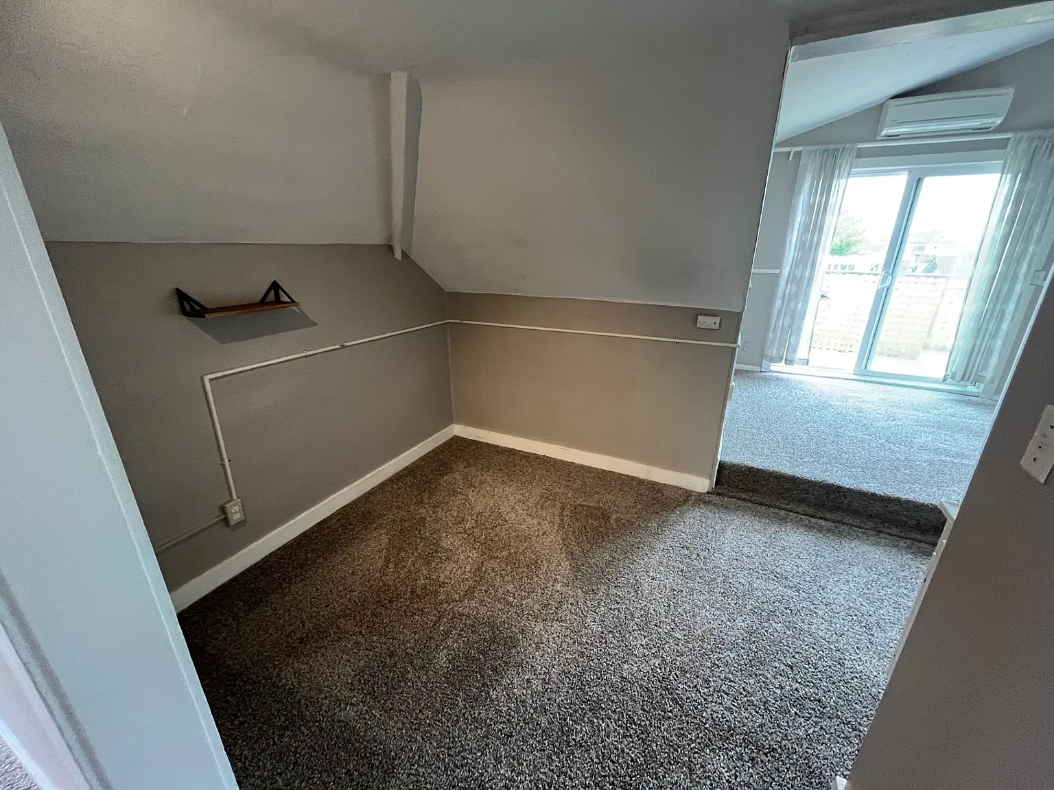 Studio, 400 sqft, $1,250 — Photo 4