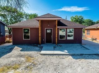 713 E Garza St, Del Rio, TX 78840