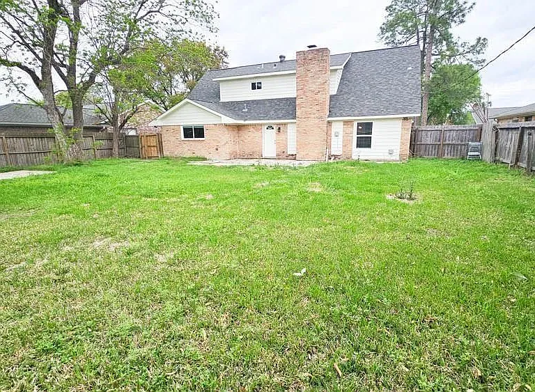 9327 Leader St — Photo 23