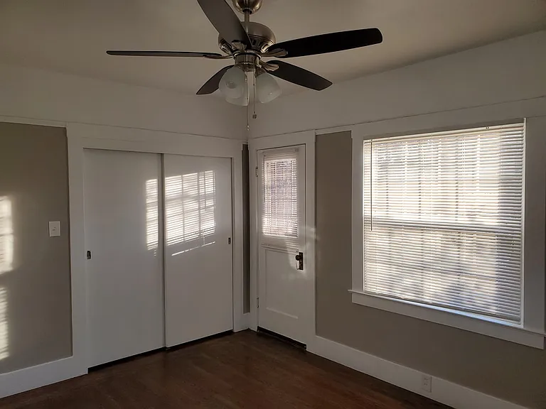 1235 T St — Photo 9