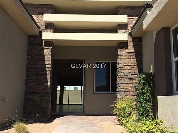 3rd image of 8121 Sweetwater Creek Way