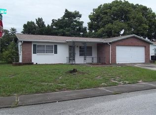 8011 Colrain Dr, Port Richey, FL 34668