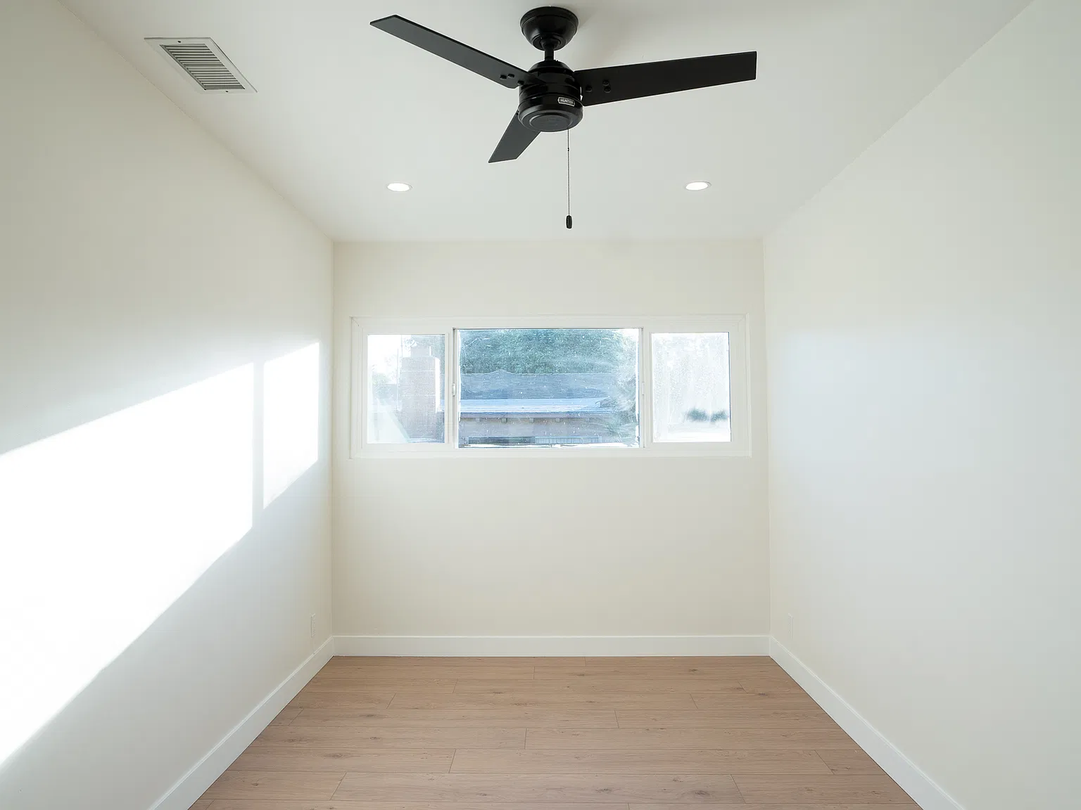 3 bed, 1620 sqft, $6,750 — Photo 4