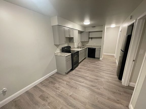 3rd image of 515 S Milwaukee Ave #517-9