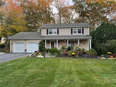 2212 Phenix Ave, Cranston, RI, 02921