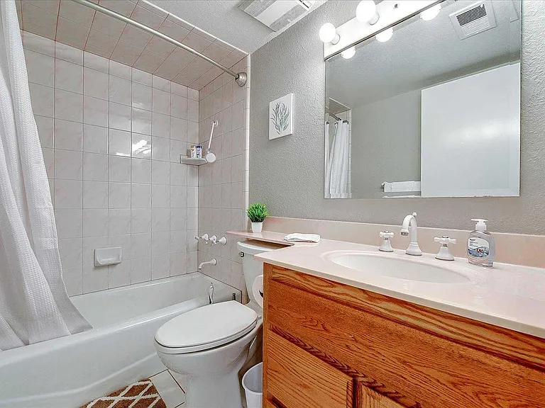 6429 McAbee Rd — Photo 24