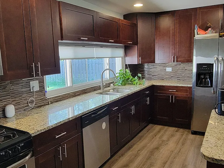 159 E Walnut Ave — Photo 6