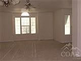5th image of 222 SW Meadowlakes Dr